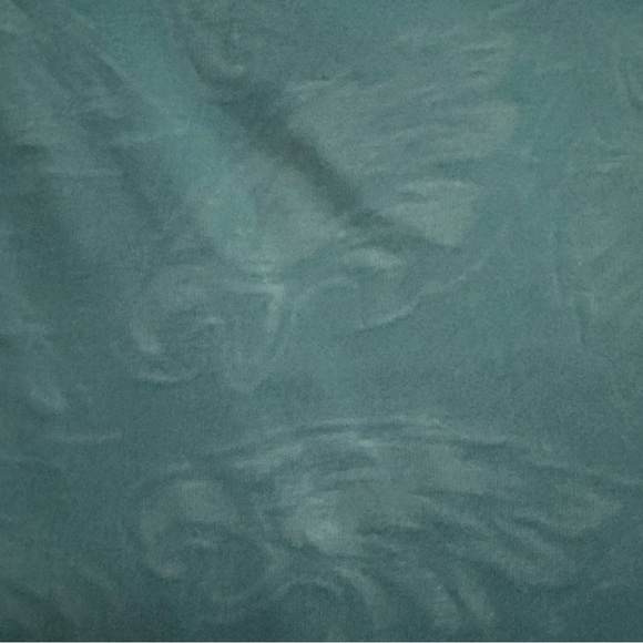 Philadelphia Eagles Official Sheer Embroidered T-shirt - Picture 8 of 8